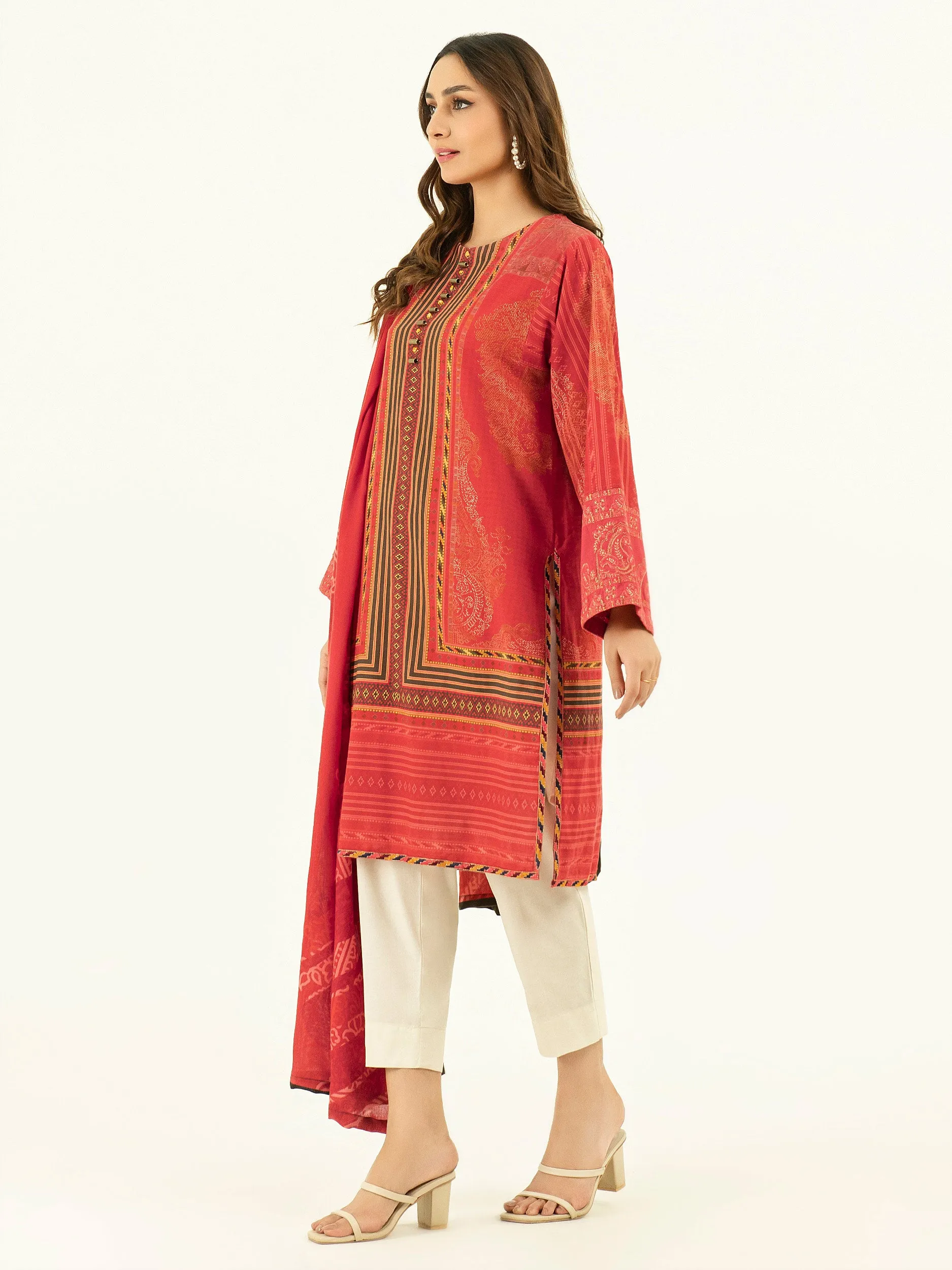 2 Piece Khaddar Suit-Embroidered (Pret)