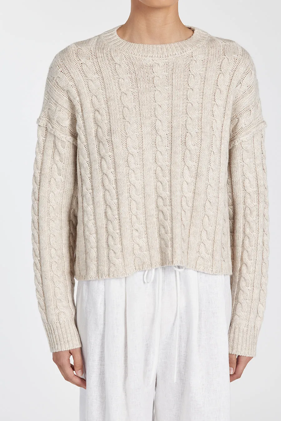 CASEY CHALK MARLE CABLE KNIT JUMPER