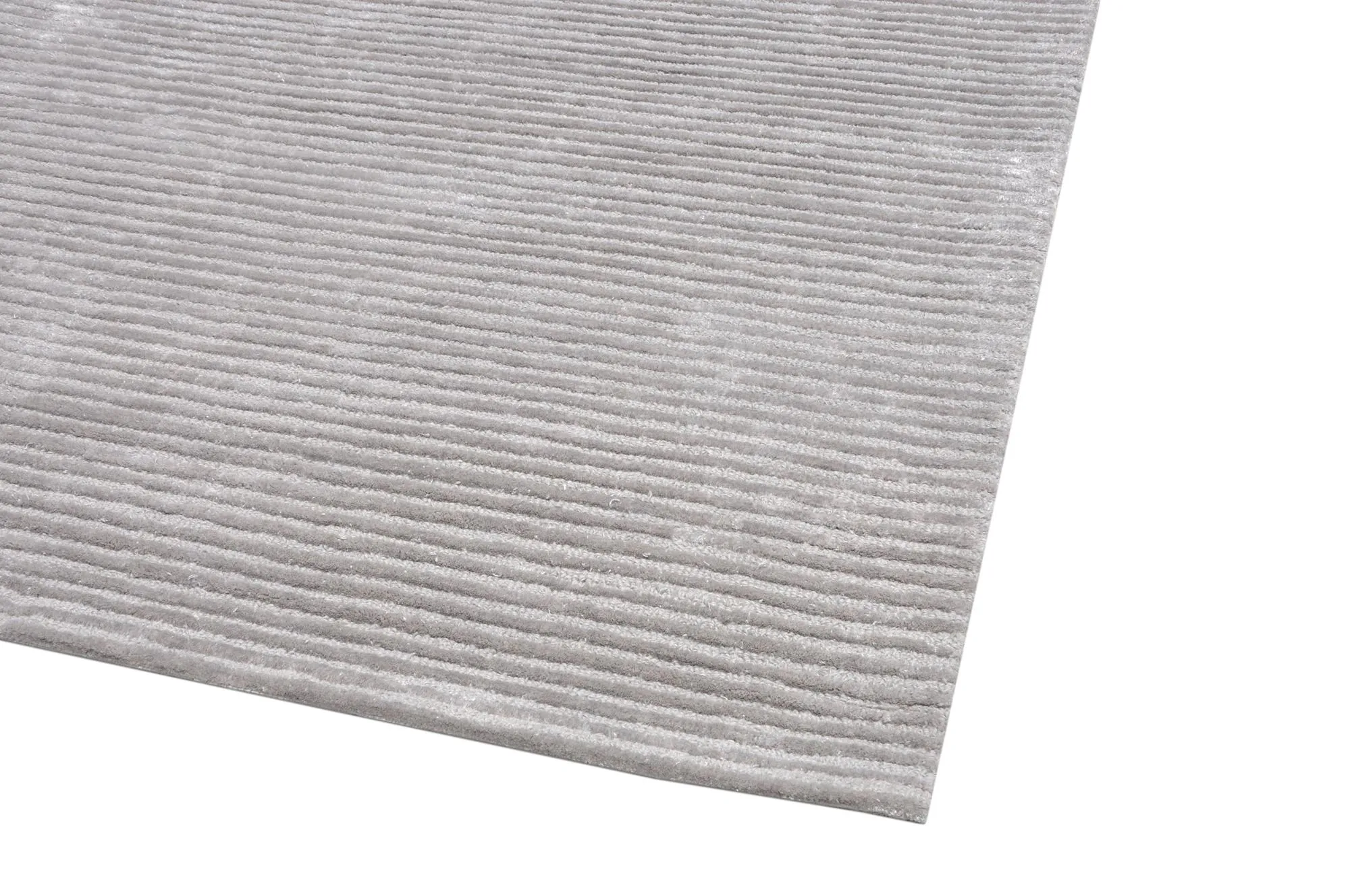 Edgy Collection Hand-Tufted Silk & Wool Silver Area Rug- 5' 0" X  8' 0"