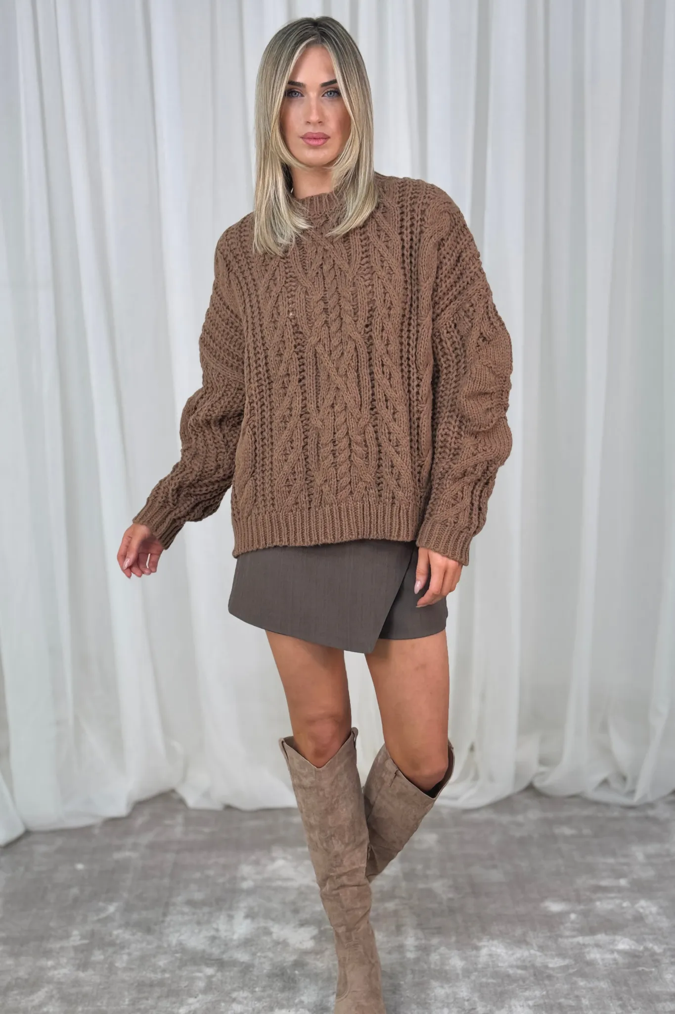 Elsa Chunky Cable Knit Jumper In Biscuit