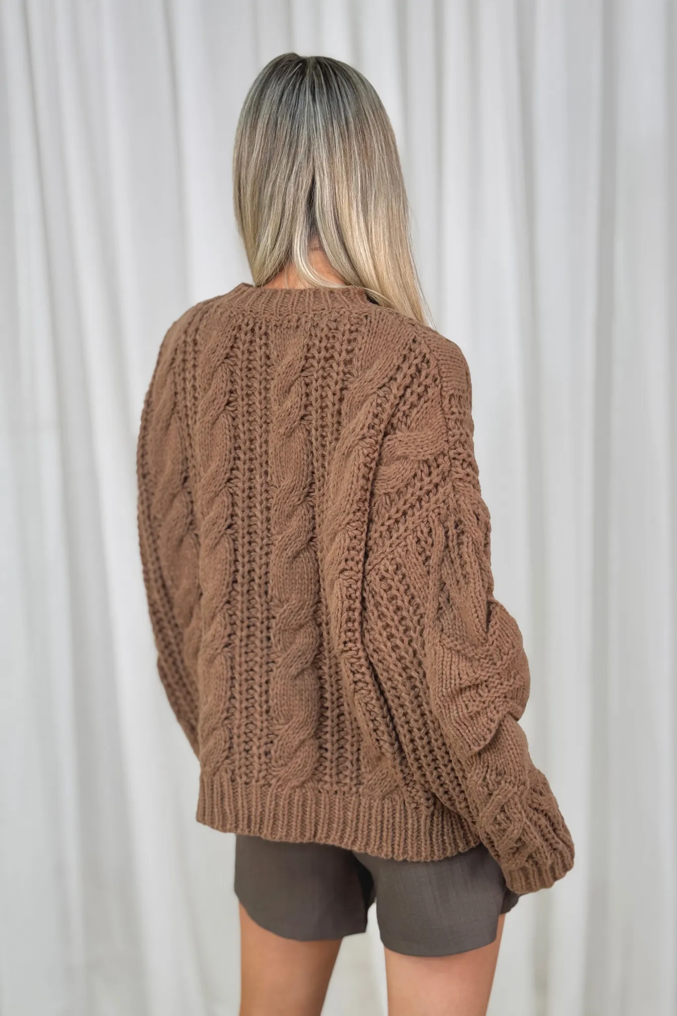 Elsa Chunky Cable Knit Jumper In Biscuit