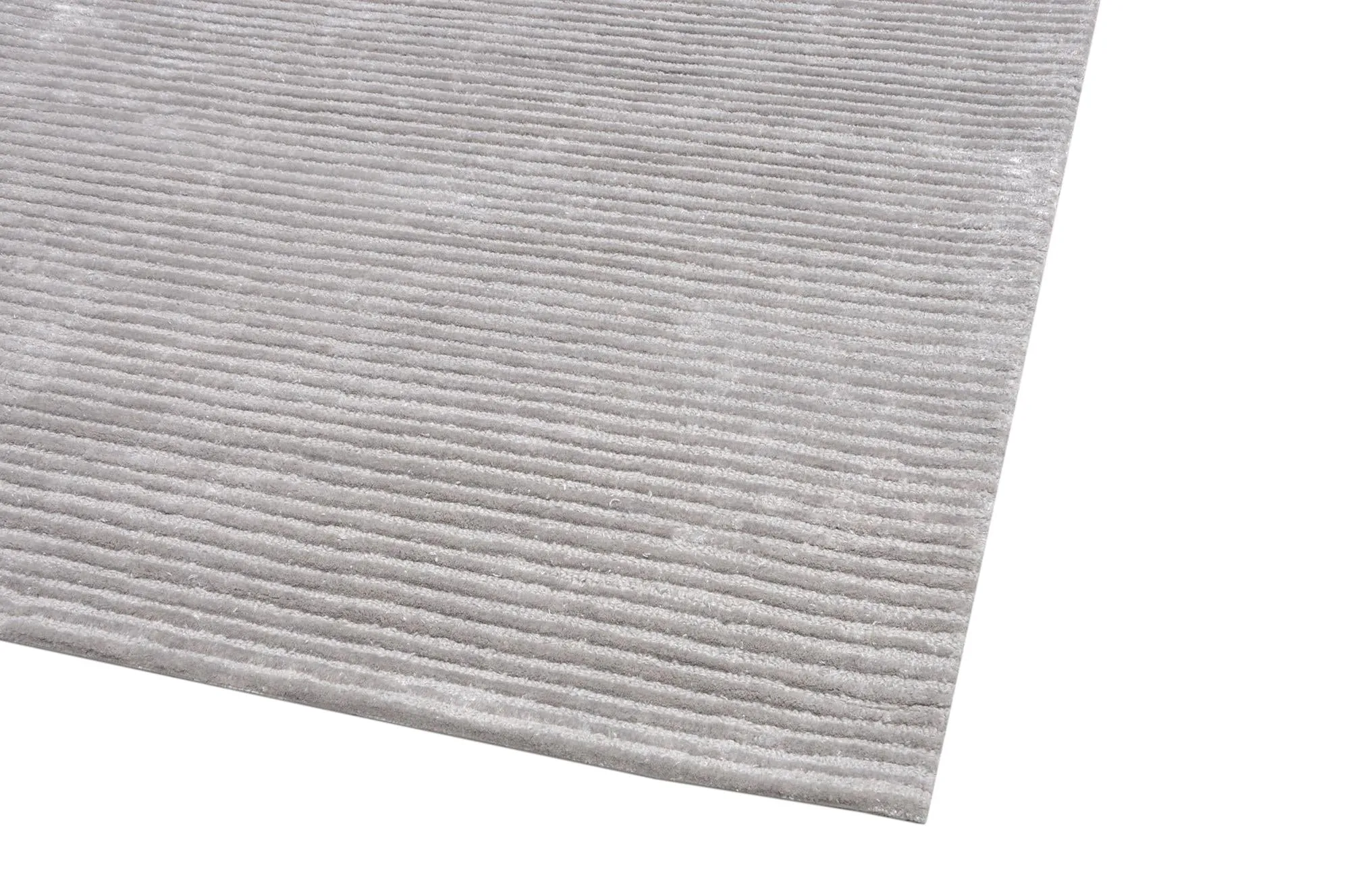 Hand-Tufted Bamboo Silk & Wool Area Rug