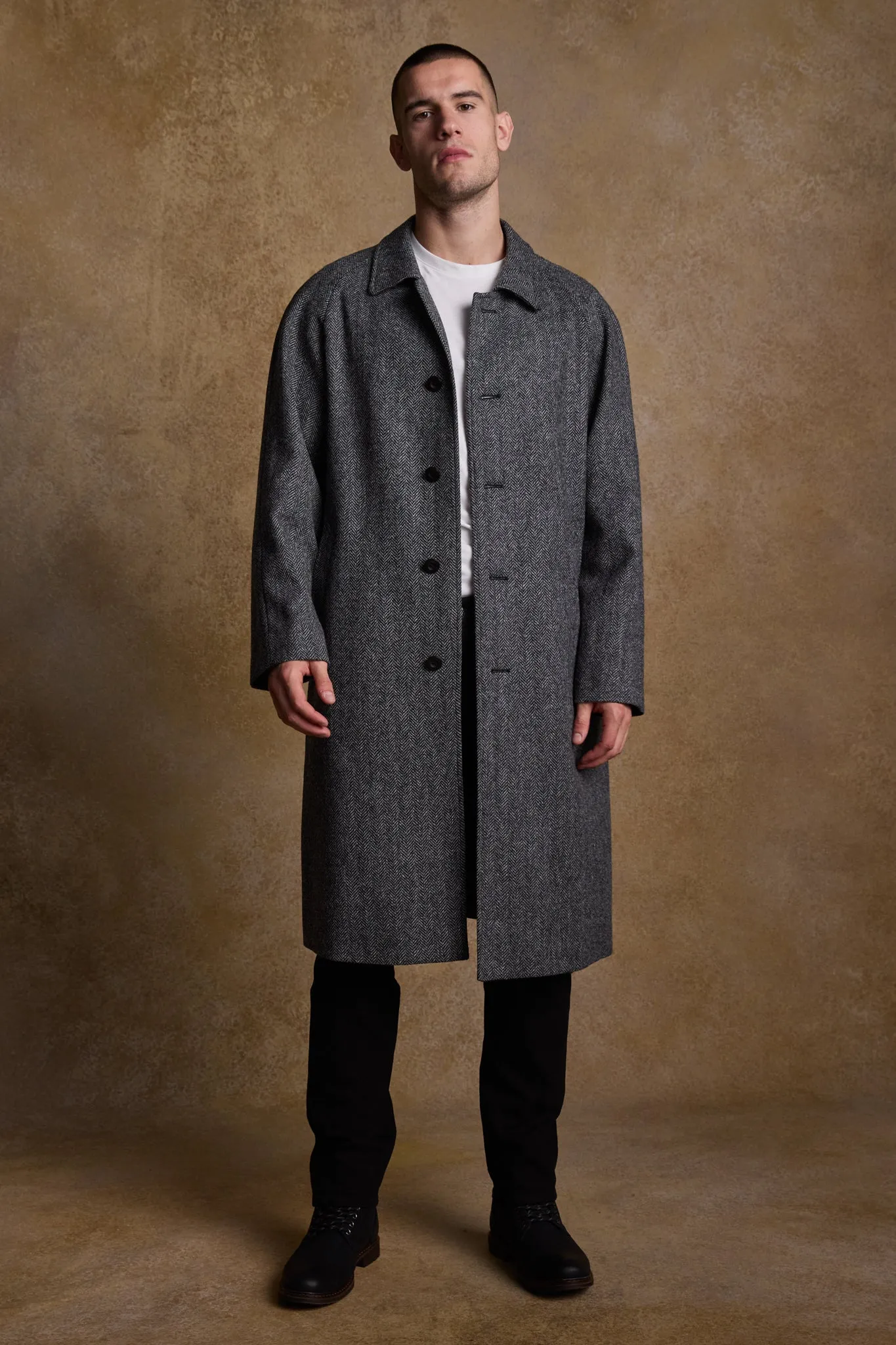 Sean Tweed Coat - Charcoal Wide Herringbone