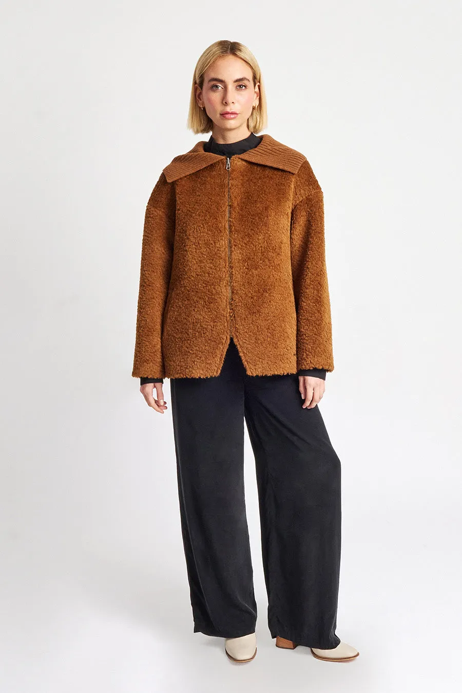 Willma Coat Suri Alpaca & Wool Color Cafe