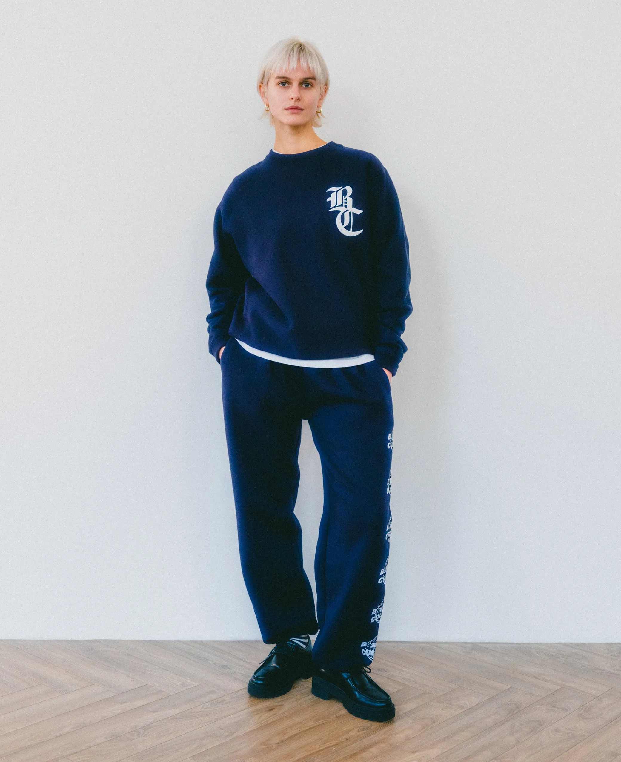 Worldwide Joggers (Navy)