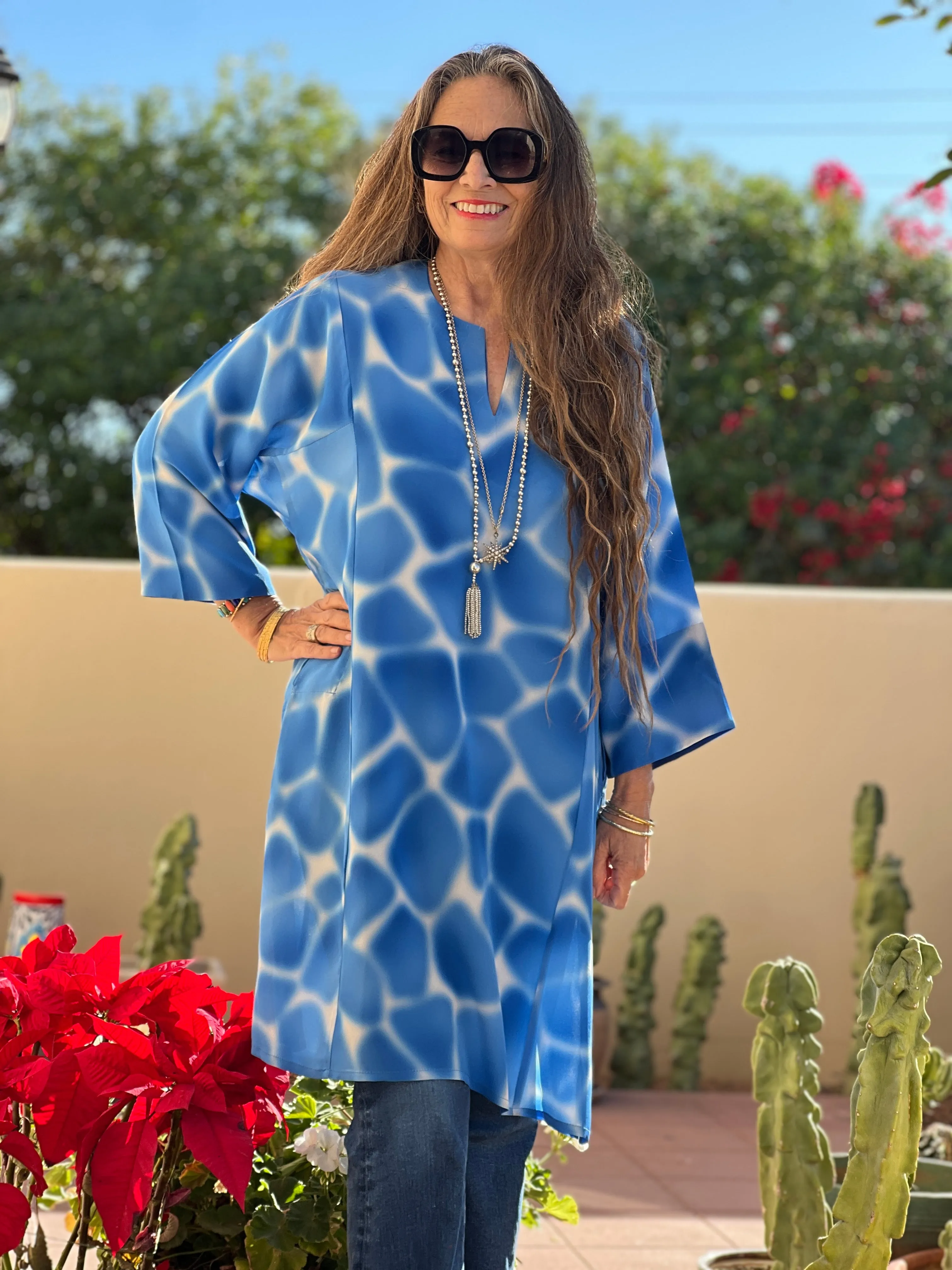 Zirafa Giraffa Pool Blue Italian Silk Midi Tunic